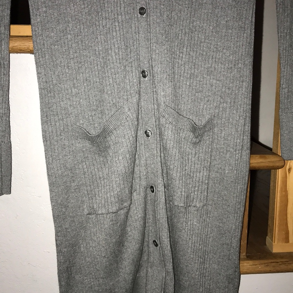 STYLUS Long Grey Cardigan - Picture 3 of 4
